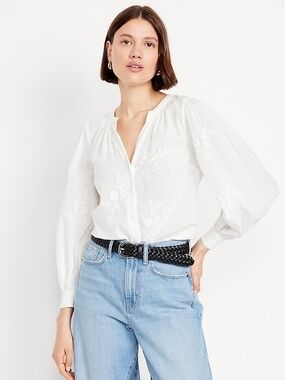 Old Navy Sea Salt Embroidered Floral Peasant Blouse